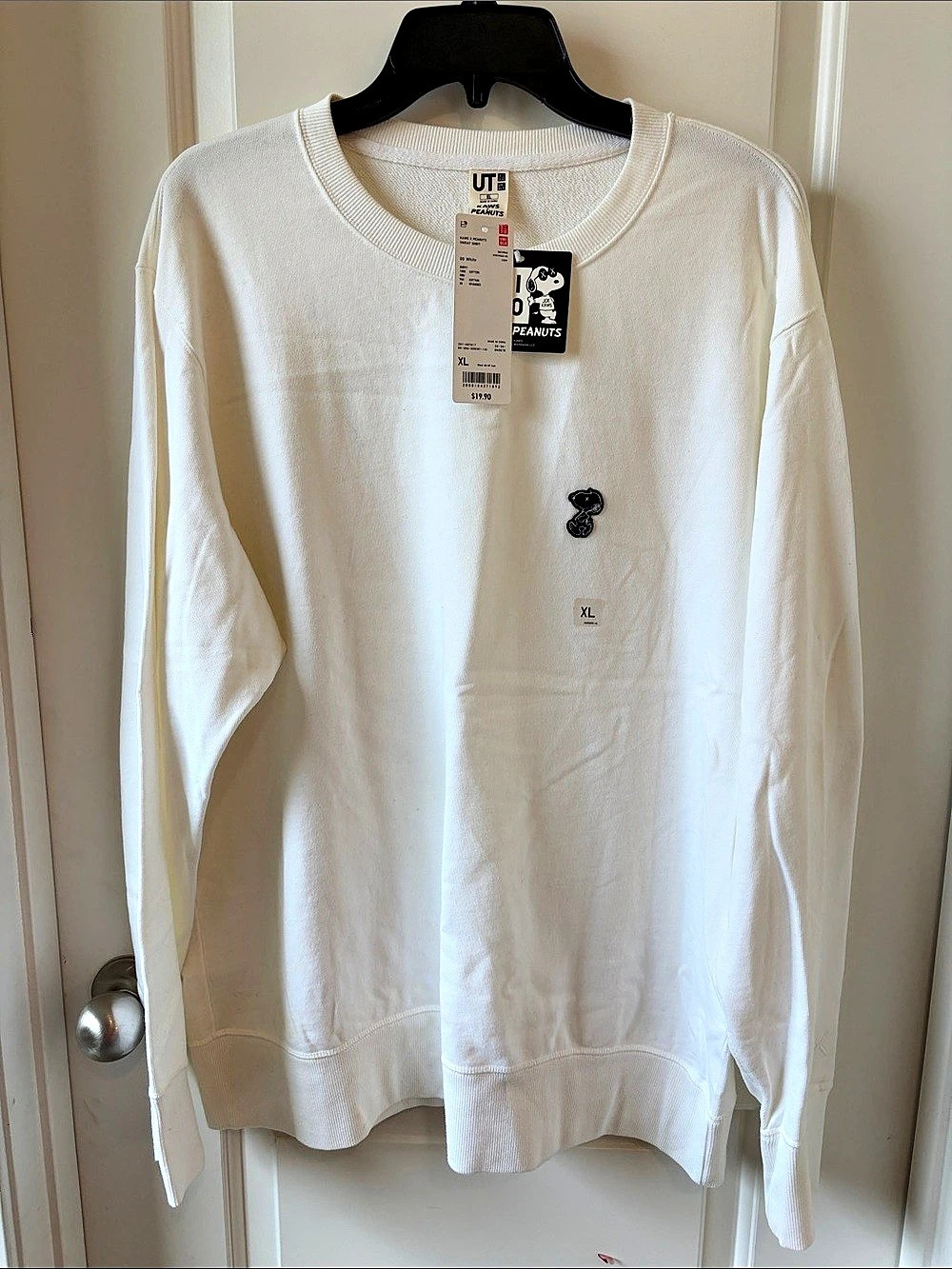 UT Long Sleeve Graphic Sweatshirt Large NWT